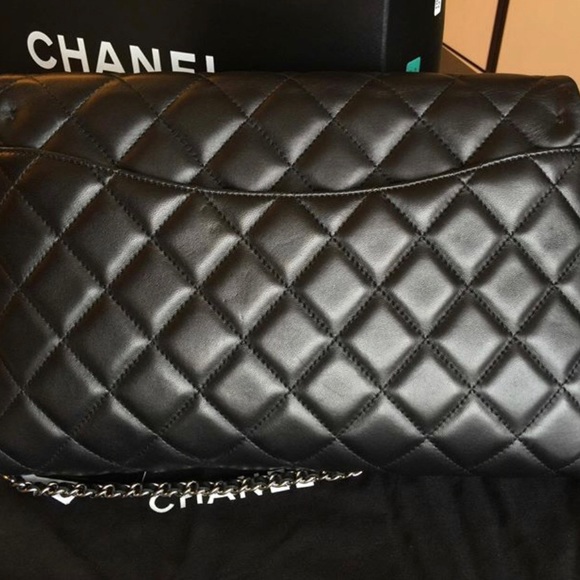 Single Flap Quilted Jumbo - Picture 2 of 4